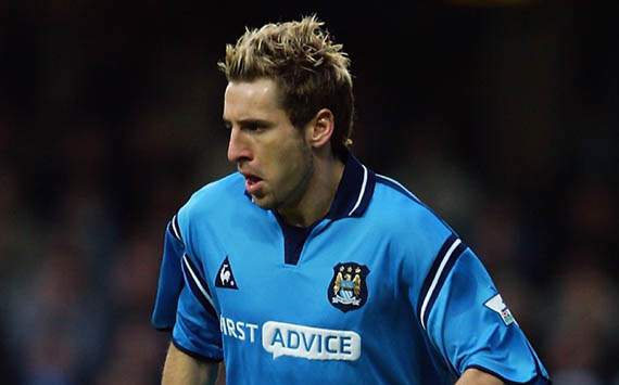 Darren Huckerby,Manchester City