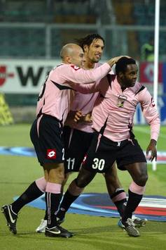 Simplicio, Amauri e Bresciano Palermo-Livorno (Foto Grazia Neri)