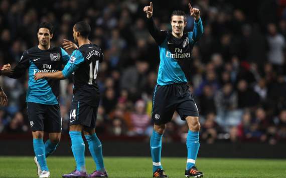 EPL - Aston Villa v Arsenal, Robin Van Persie