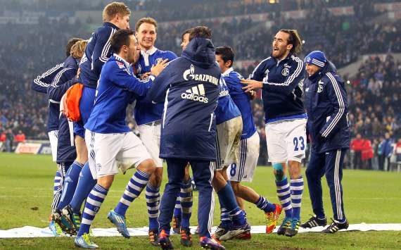 Der FC Schalke 04 jubelt im Kollektiv