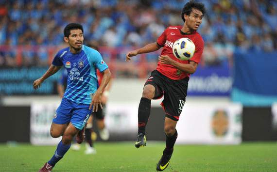 Thai Premier League - Muangthong United vs Chonburi FC