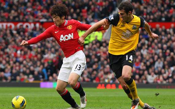 EPL - Manchester United vs Blackburn, Ji-Sung Park and Radosav Petrovic