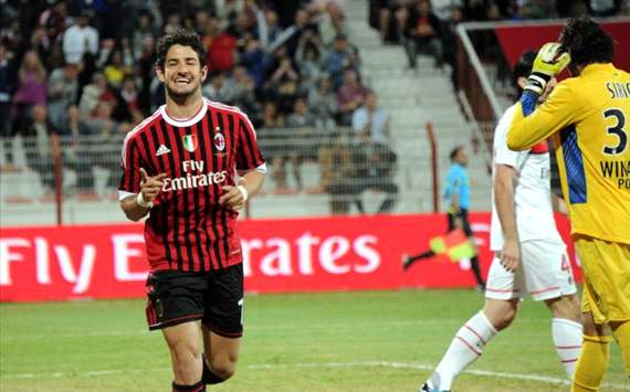 Friendly PSG - Milan, Pato joy