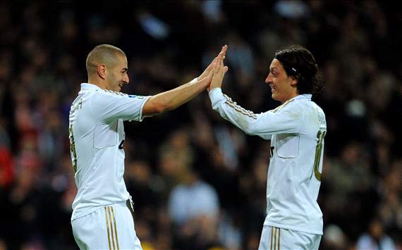 Liga BBVA: Real Madrid-Granada: Karim Benzema, Mesut Ozil 