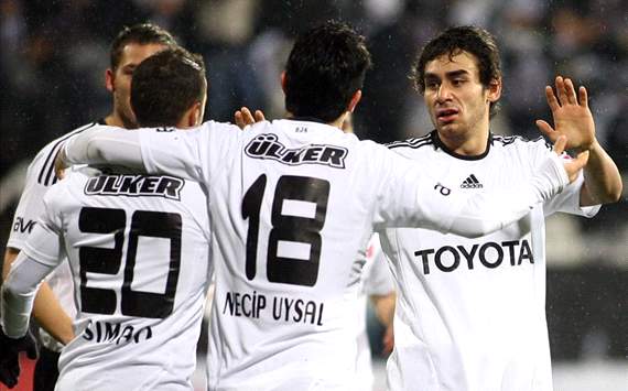 Beşiktaş oynamadan turladı