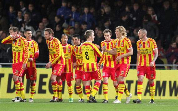 Almere City geeft uit handen