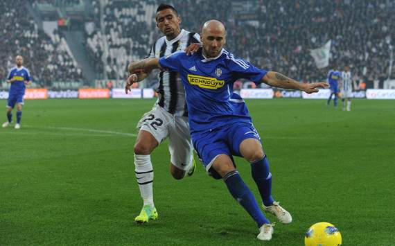 Arturo Vidal & Guillermo Rodriguez - Juventus-Cesena (Getty Images)