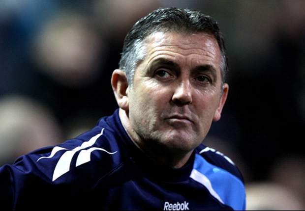 Struggling Bolton back under-fire boss Owen Coyle