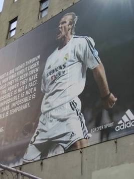 FootbalLife: Beckham banner in Soho, NY (M. Mirek)