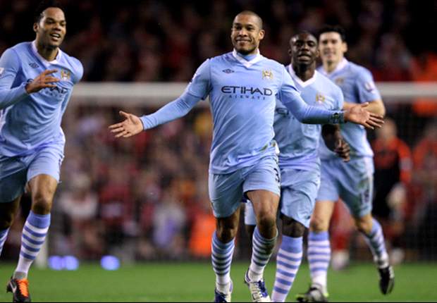 Manchester City make last-ditch bid to keep De Jong