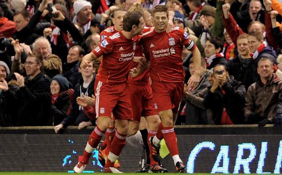 Carling Cup - Liverpool v Manchester City, Steven Gerrard, Jordan Henderson and Craig Bellamy