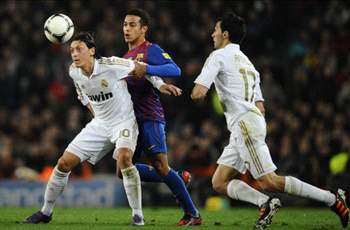 Barcelona and Real Madrid lead the race for the Champions League as the knockout stages approach