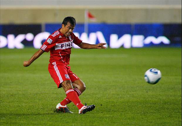 Chicago Fire midfielder Pavel Pardo announces retirement 