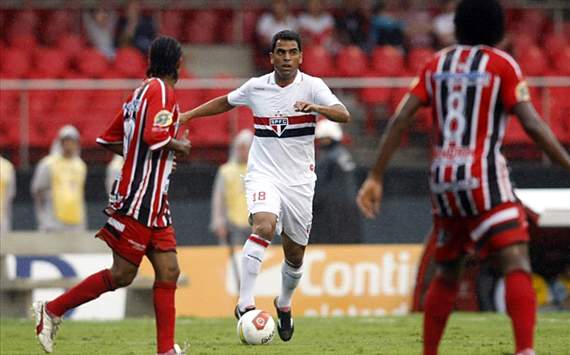 Maicon - Sao Paulo (Rubens Chiri / www.saopaulofc.net)