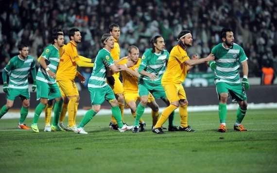 G.Saray'dan bir kayıp daha!