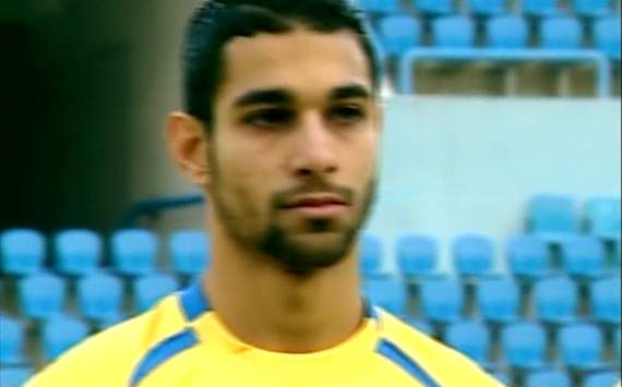 مدافع الأهلي يصطحب السولية إلى البرتغال