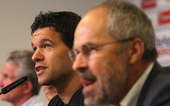 Michael Ballack bei seiner Vorstellung in Leverkusen