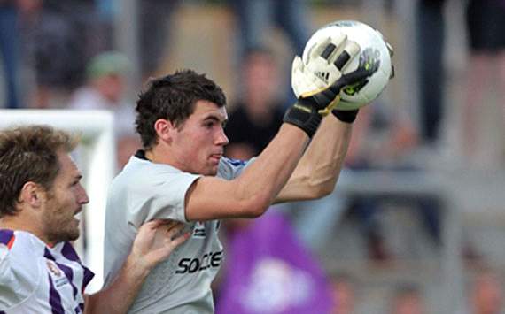 Central Coast Mariners goalkeeper Mat Ryan set for trial at Tottenham Hotspur