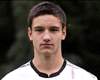 Schalke-Talent Noah Korczowski unterschreibt Profivertrag in Nürnberg
