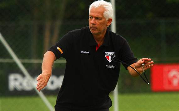 Émerson Leão - Técnico do São Paulo