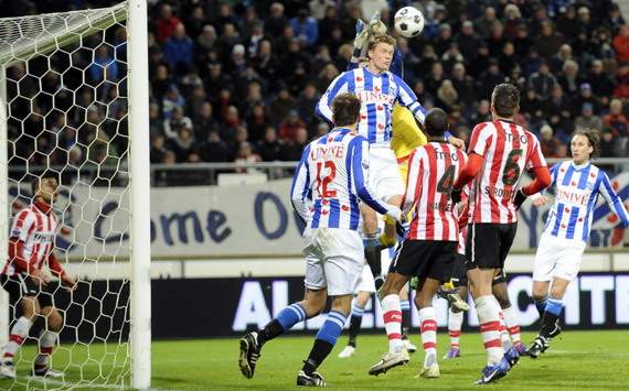 Heerenveen loot PSV, AZ - Heracles