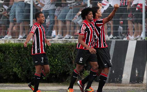 Lucas, Bruno Cortês e Willian José - São Paulo X Ponte Preta