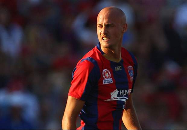 Ruben Zadkovich pens new Jets deal