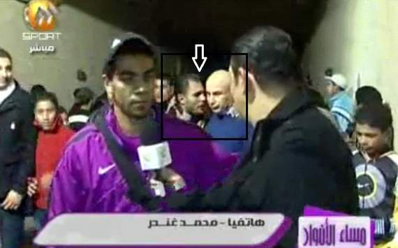 حسام حسن بصحبة أحد المشتبه فيهم في مذبحة بورسعيد