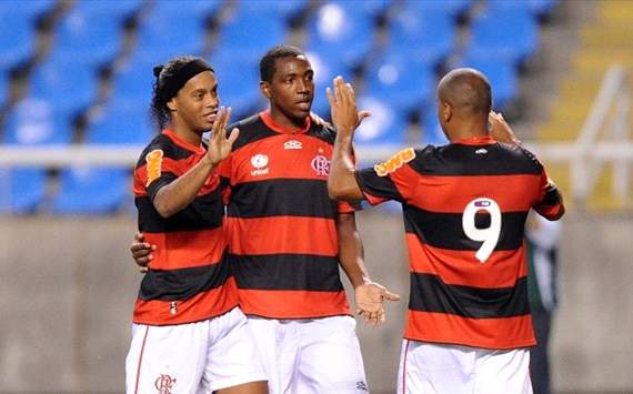 Ronaldinho, Renato e Deivid - Flamengo.