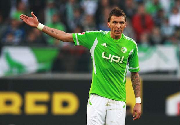 Magath confirms 'open race' for Mandzukic