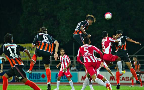 Hougang United vs Tanjong Pagar, S.League, Singapore