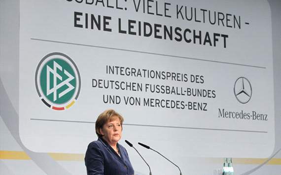 Bundeskanzlerin Angela Merkel, DFB-Integrationspreis