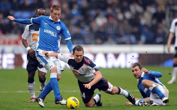 EPL - Bolton Wanderers v Wigan Athletic, Kevin Davies, James McCarthy and James McArthur