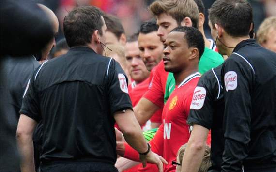 Evra, Manchester united Vs Liverpool