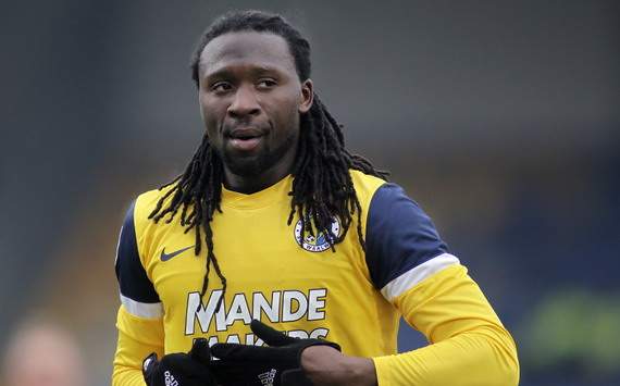 Evander Sno spends night in hospital after on-field heart scare