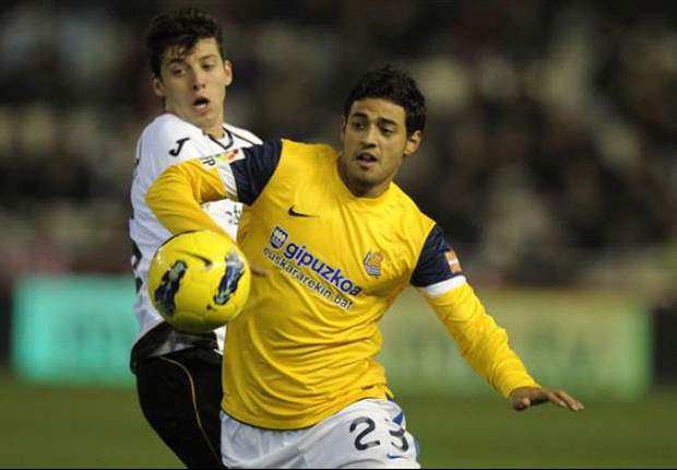 Real Sociedad negotiating with Arsenal over Carlos Vela sale