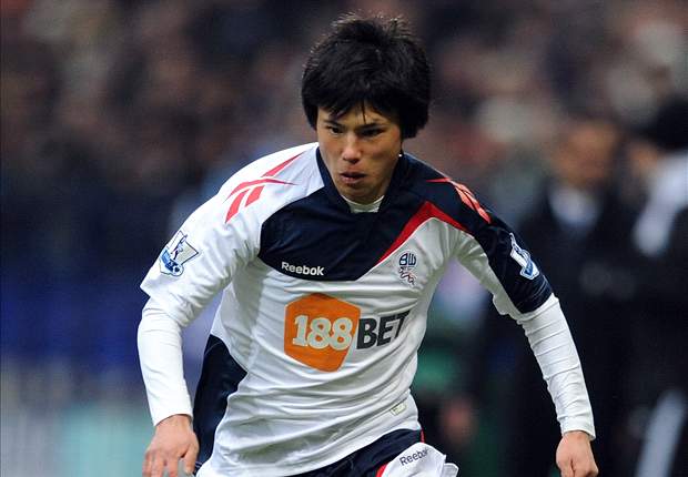 Coyle moves to bring Miyaichi back on loan to Bolton as international debut awaits