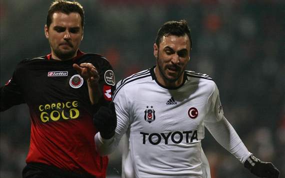 Spor Toto Süper Lig: Hugo Almeida (Beşiktaş) - Özgür İleri (Gençlerbirliği)