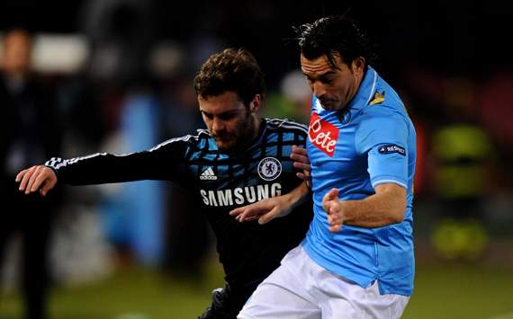 CL - SSC Napoli v Chelsea FC, Juan Mata and Salvatore Aronica