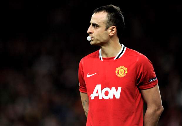 Berbatov: Not playing for Manchester United is 'painful'