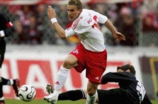 Lukas Podolski vom 1. FC Köln gegen Eintracht Frankfurt (AFP)