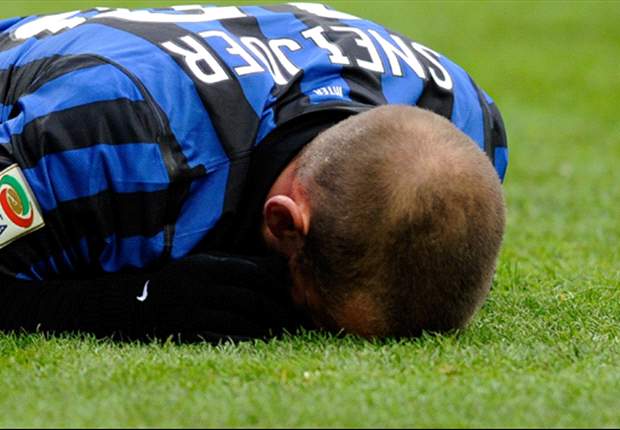 Has Wesley Sneijder become the most unsignable player in the world?