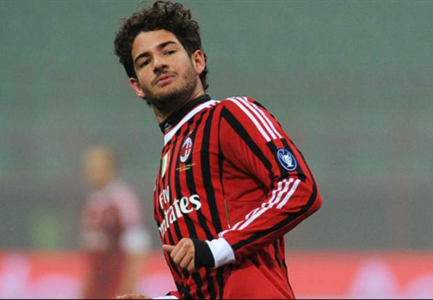 Pato included in Milan squad for Barcelona clash