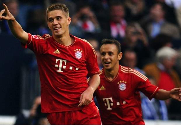 Official: Werder Bremen seal Petersen loan deal