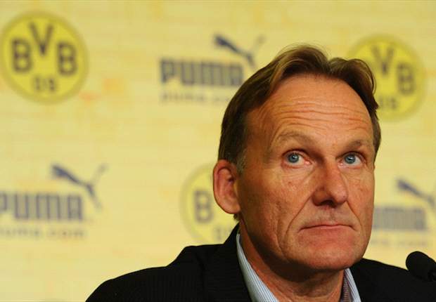 Watzke blasts Low's criticism of Dortmund's Schmelzer