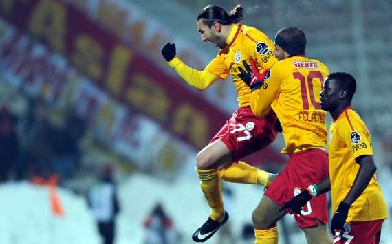 STSL: Galatasaray - Sivasspor maçında Necati Ateş ve arkadaşlarının gol sevinci (galatasaray.org)