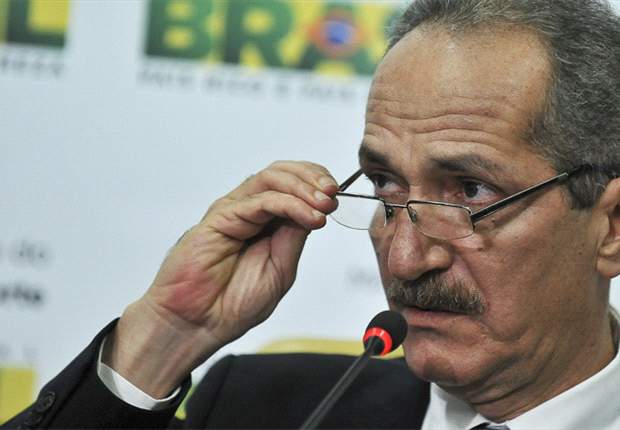 Aldo Rebelo compara a Copa do Mundo de 2014 ao samba