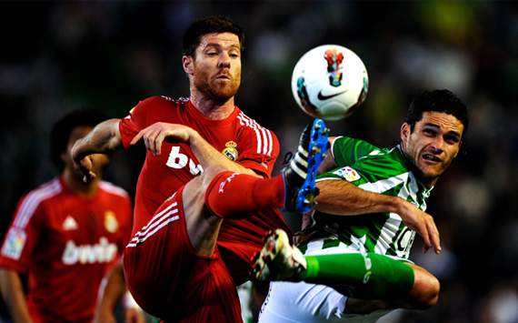 Liga BBVA: Real Betis-Real Madrid: Xabi Alonso; Jorge Molina