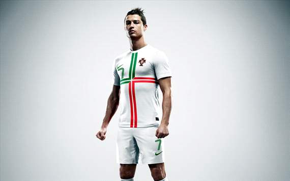 Cristiano Ronaldo - Portugal away kit Euro 2012