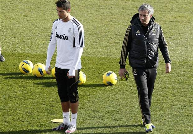 Jose Mourinho quiere una plantilla de 22